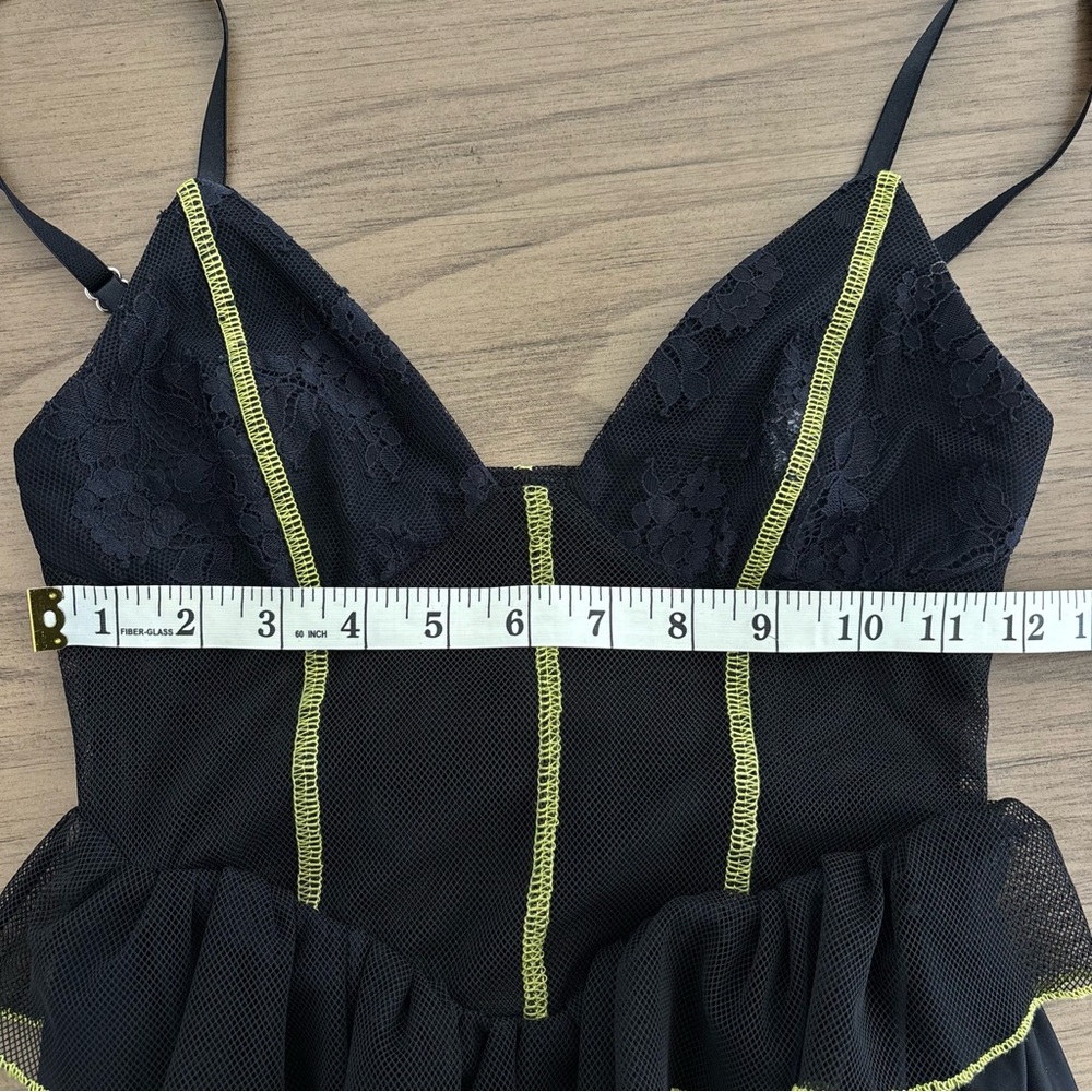 Revolve RBD Malerie Party Dress Mini Dress in Black and Yellow Lace Size XS - Picture 9 of 9